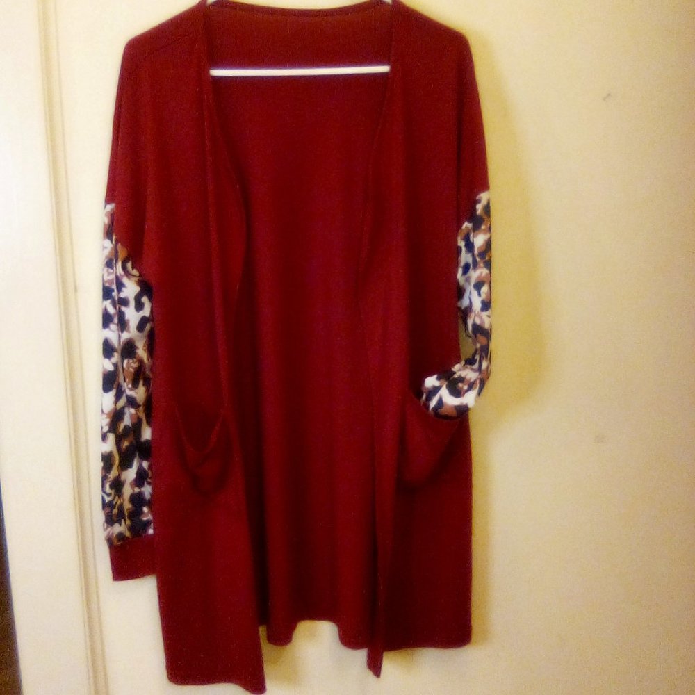 Red Cardigan w/Leopard Print sleeves/ w Side Pockets (New)